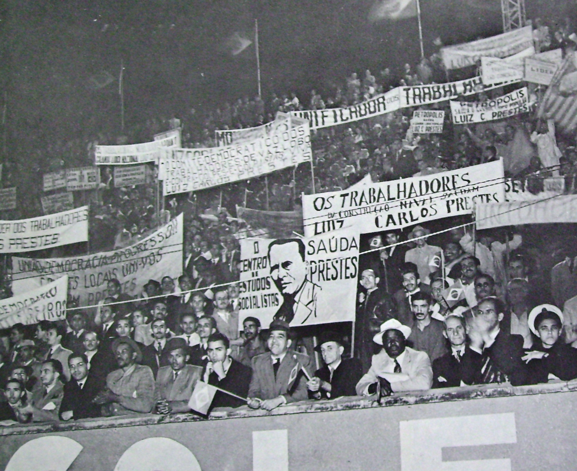Comício organizado pelo PCB em São Januário em 23 de maio de 1945