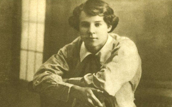 Sierguéi Iessiênin, em fotografia de 1914-1915