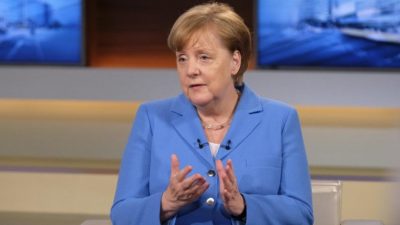 Angela Merkel, que enfrenta crise política por conta da questão imigratória. Foto: LUSA/NDR/Wolfgang Borrs