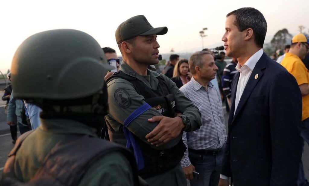 Urgente: Tentativa de golpe na Venezuela