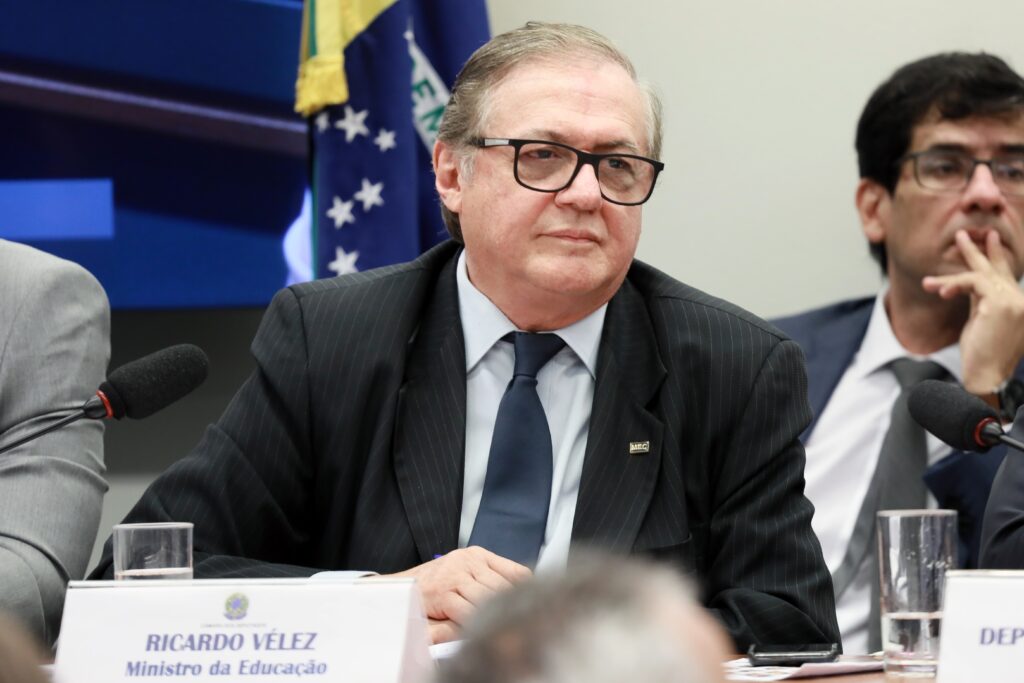 MEC paralisado, Enem ameaçado