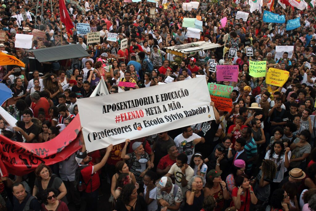 30 de maio em defesa da Educação: confira os locais dos atos em todo o país