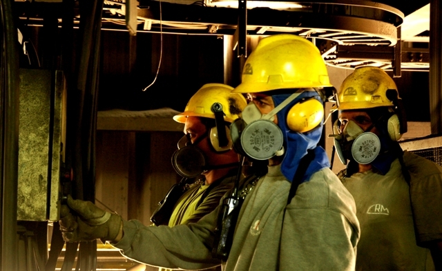 Economia brasileira recua e a vida só piora para o povo trabalhador