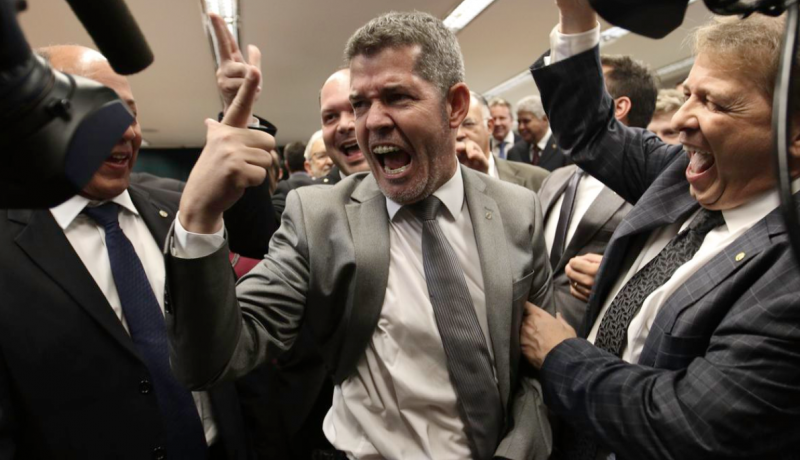 Partidos lançam nota contra deputado do PSL que chamou a Bahia de “lixo”