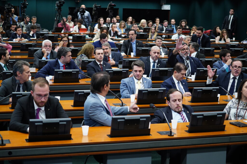 A PEC 06/2019 não é reforma da Previdência! É destruição bárbara da Seguridade Social!