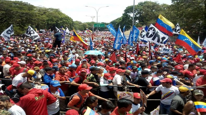 Tentativa de golpe na Venezuela e a batalha por Caracas: hoy no, Guaidó