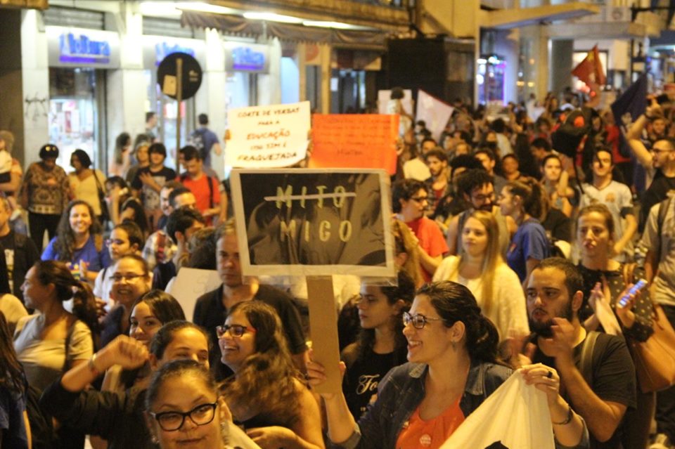 OPINIÃO | O 30M esmagou o dia 26 fascista e obscurantista: A defesa da educação pública e gratuita encurrala o governo de extrema-direita de Bolsonaro