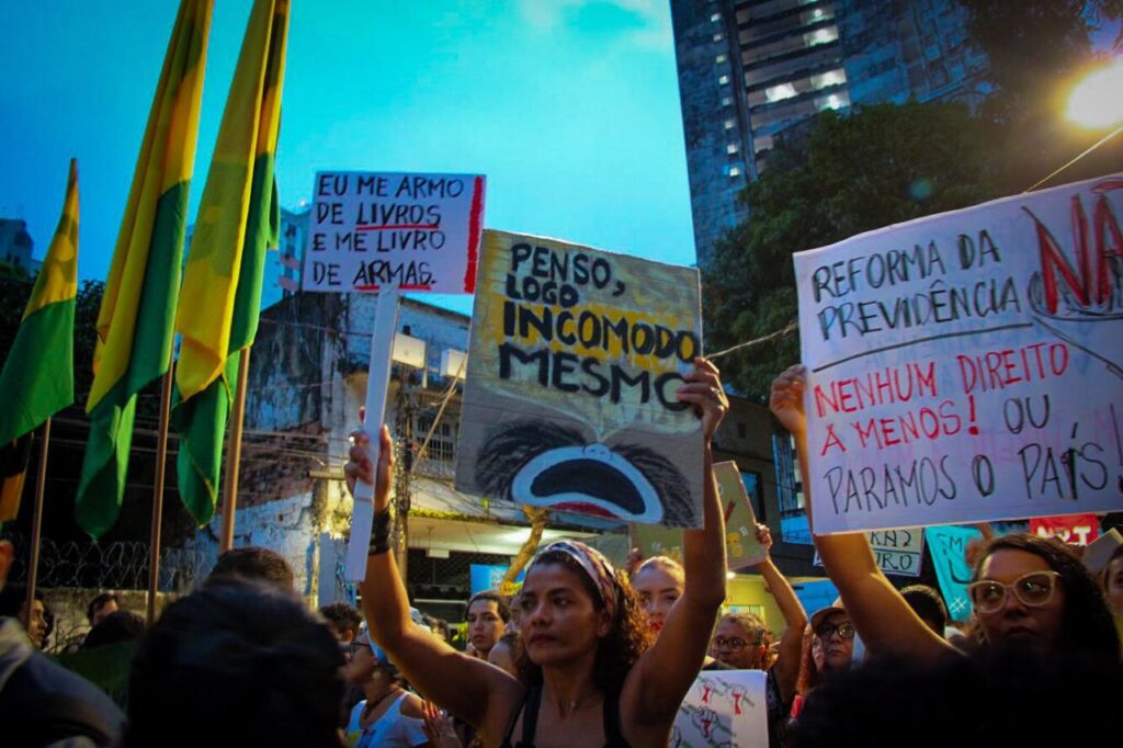Uma semana decisiva para a luta em defesa da aposentadoria e pelo futuro da juventude