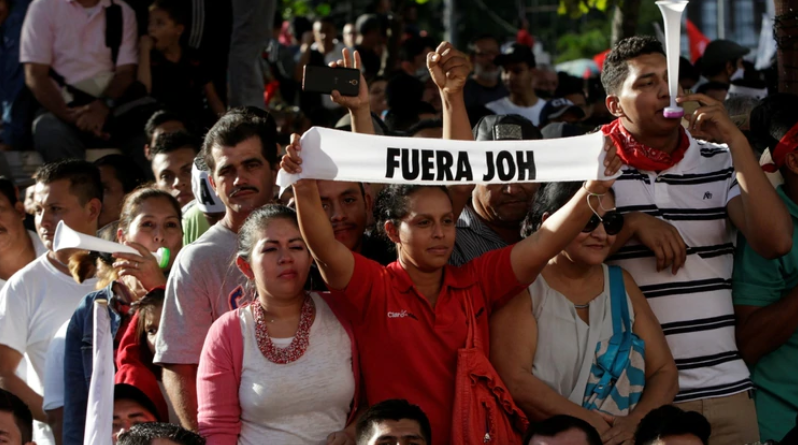Por que las protestas en Honduras: del auge al ocaso de la dictadura de “Joh”