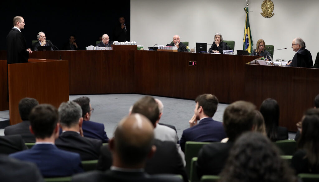 O Direito de Classe e #LulaLivre