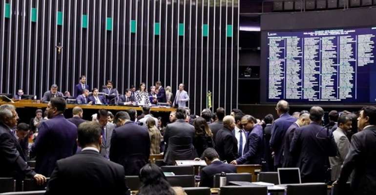Governo e Congresso querem votar reforma da Previdência nesta semana. É hora de resistir