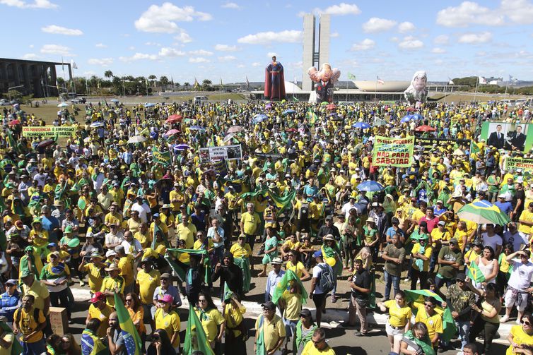 Sobre as manifestações de apoio à Lava Jato: como está o embate nas ruas?