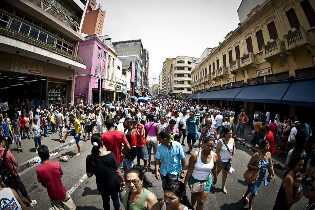Aumenta desigualdade de renda dos brasileiros