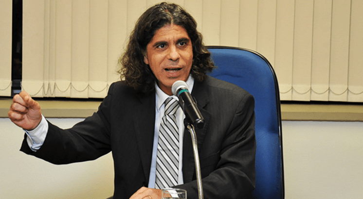 Sobre “modernização das relações de trabalho”, “altos estudos”, “pacotes” e o percurso consciente em direção à barbárie