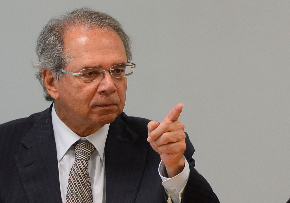 Guedes quer neoliberalismo com ditadura