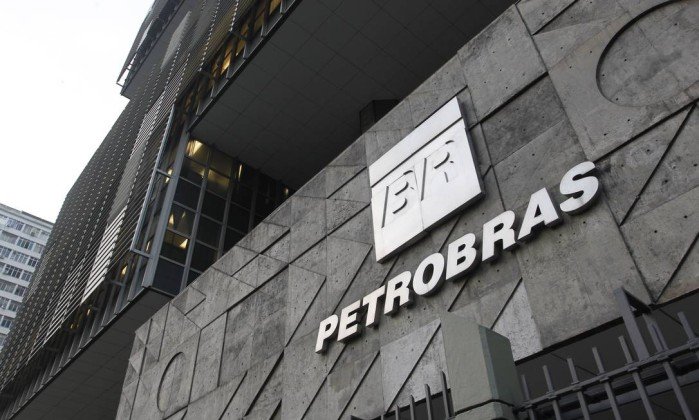 PSOL Carioca aprova moção contra perseguição a ativistas petroleiros