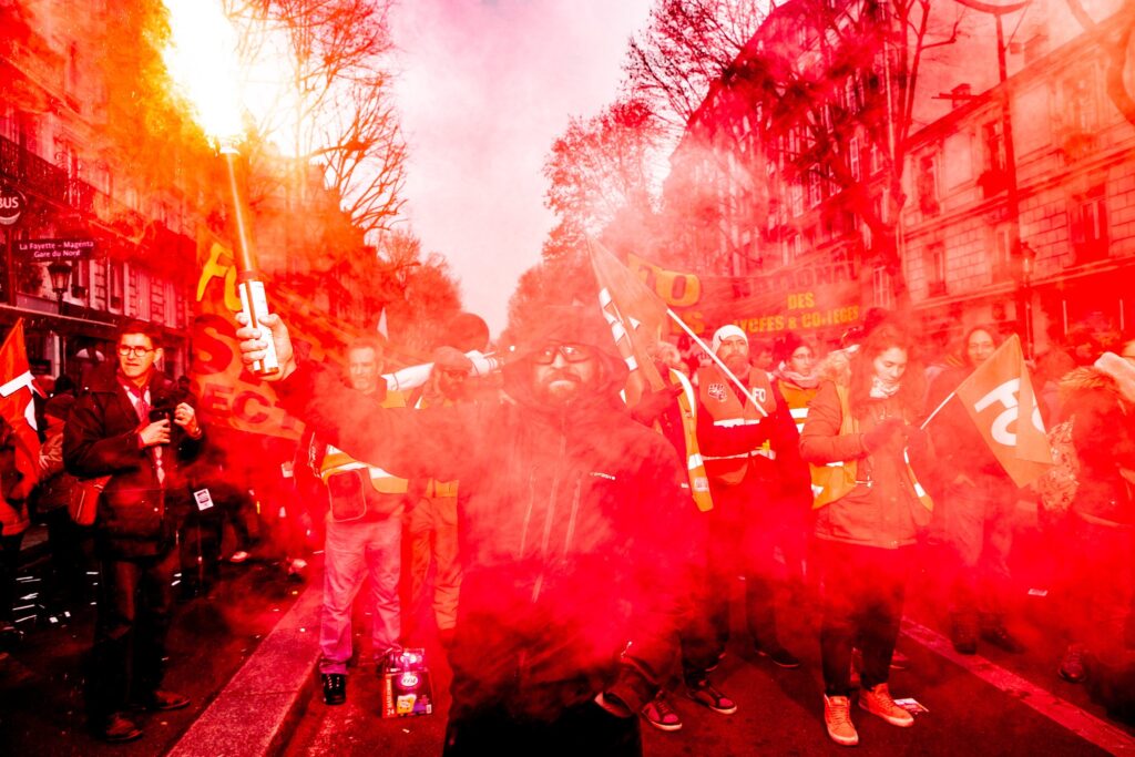 5 de dezembro: greve geral paralisa a França