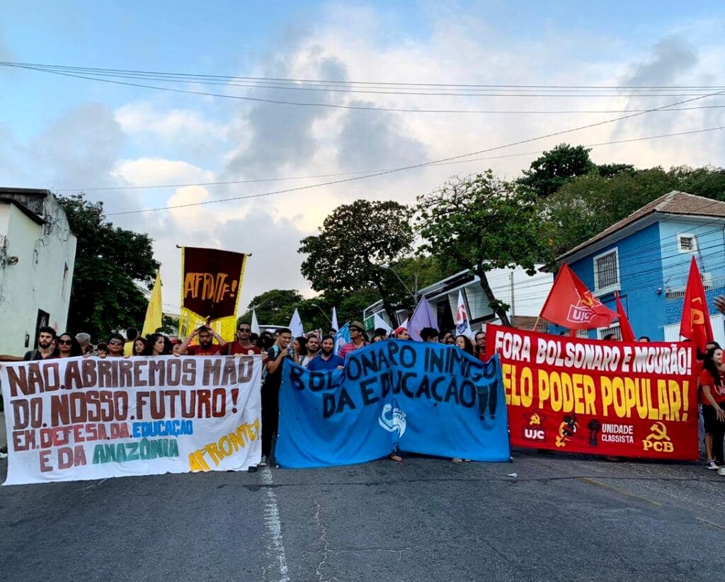 A moral deles e a nossa: não vale tudo no movimento estudantil