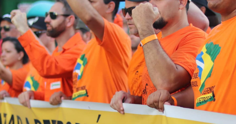 Greve dos petroleiros: Acumular forças e ampliar o debate junto à população e os movimentos sociais