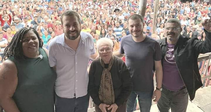Boulos e Erundina participam de atividade em ocupação do MTST