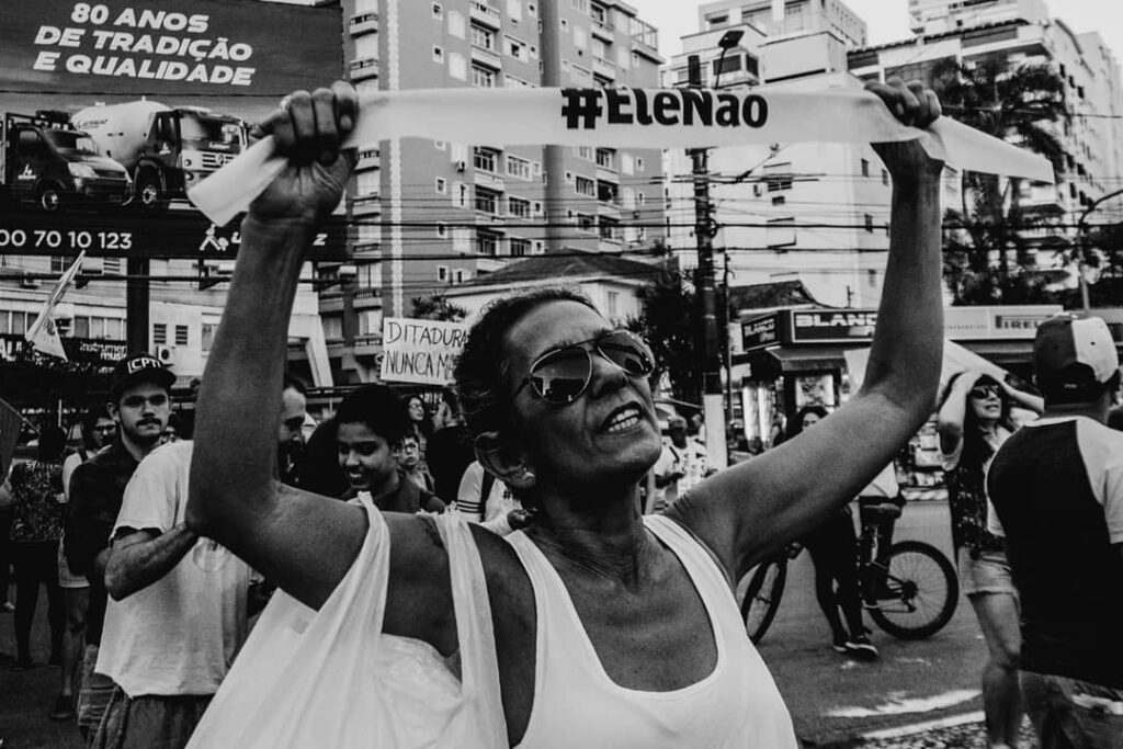 Mulheres contra Bolsonaro lançam convocatória unificada para protestos do Dia Internacional de Luta da Mulher