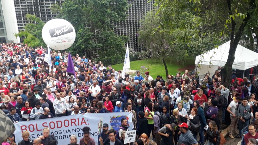 A memória que dói: Uma crônica da votação da Reforma da Previdência de São Paulo