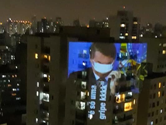 A dialética das panelas: esquerda, solidão e união em meio ao caos