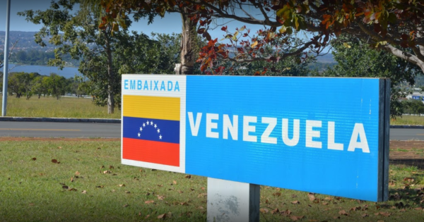 Itamaraty prepara a expulsão do corpo diplomático da Venezuela