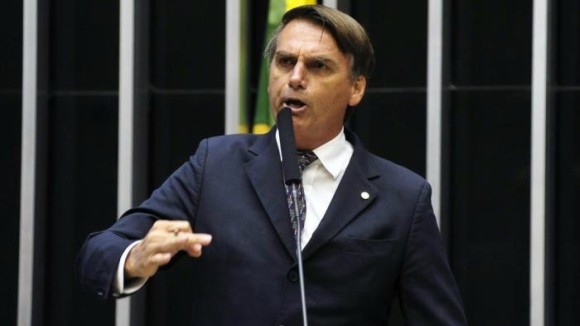 Bolsonaro infectou o Brasil