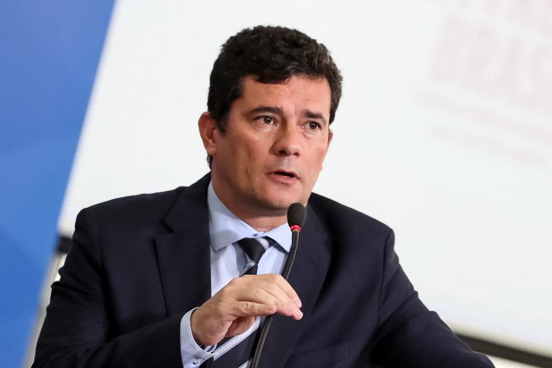 Moro pede demissão e escancara o projeto autoritário de Bolsonaro