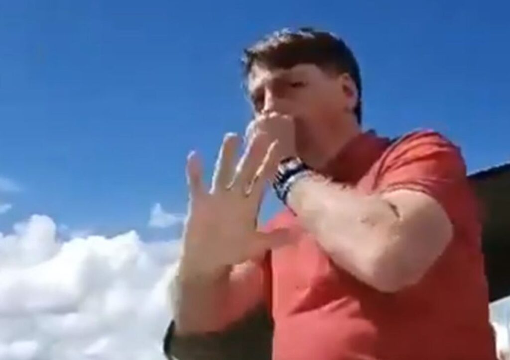 A esquerda deve lutar agora para derrubar Bolsonaro