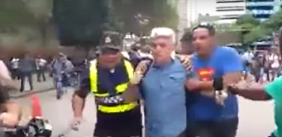 Por que os bolsonarianos estão perseguindo jornalistas da Globo?