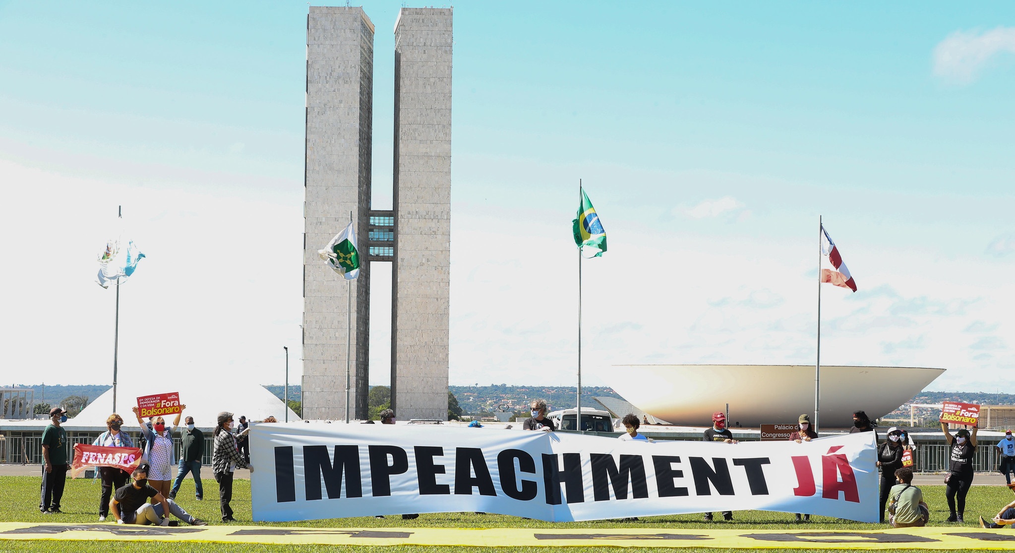 Impeachment: Leia o manifesto e veja as assinaturas em apoio ao