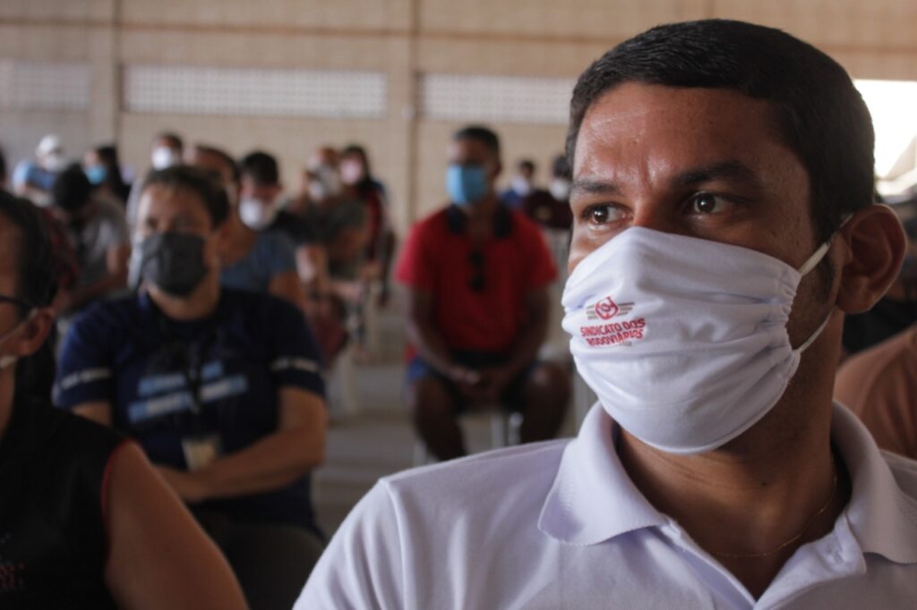 PE: Rodoviários demitidos realizaram protesto e receberam ajuda do sindicato