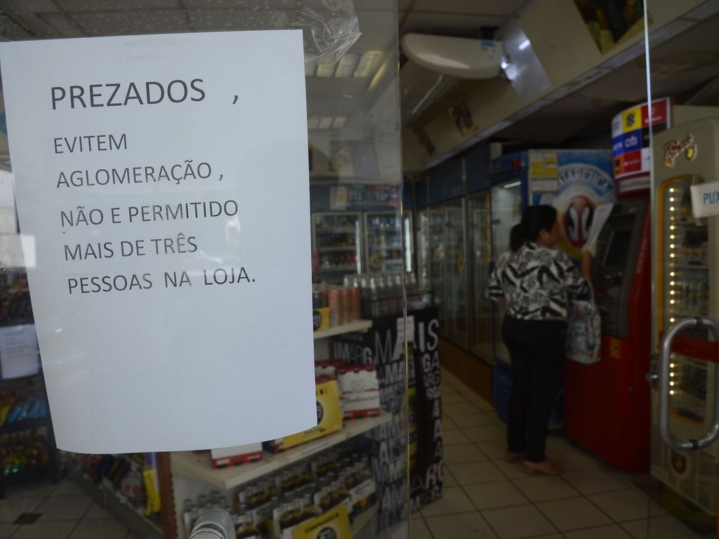 A capilarização da política de morte de Bolsonaro: Uma análise das medidas de reabertura do comércio em Volta Redonda durante a pandemia