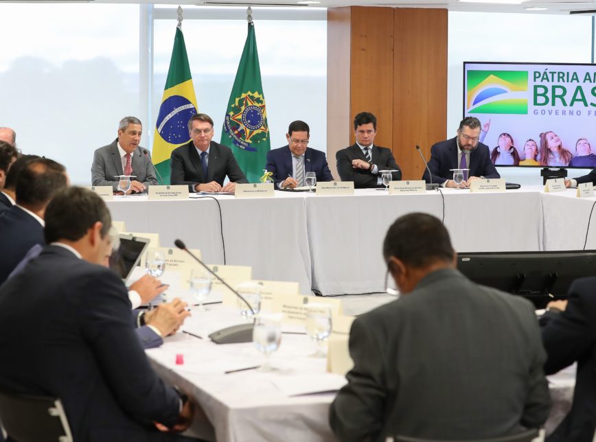 Partidos da oposição dizem que vídeo “escancara o desprezo à democracia”
