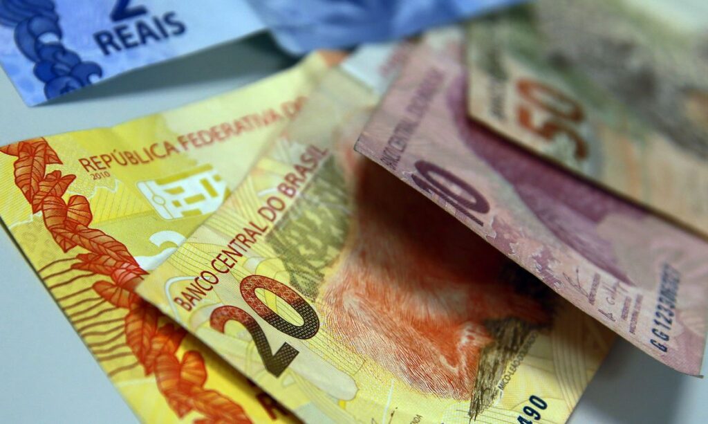 Pandemia e disfunção dos bancos privados: a necessidade de estatizar o sistema financeiro