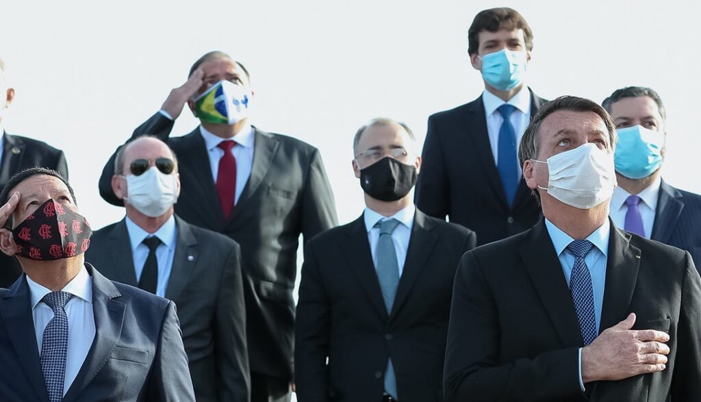 Operação parlamentarismo branco X Operação Impeachment