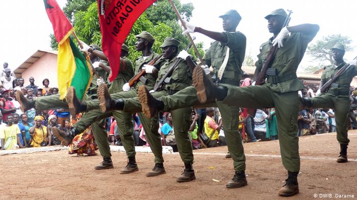 (D)Os intermináveis 100 dias do golpe na Guiné-Bissau