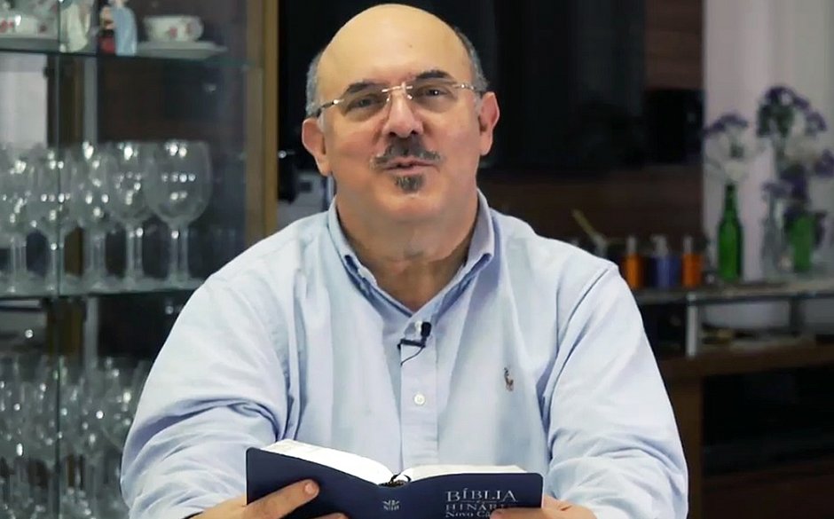 Mílton Ribeiro no MEC: O problema não é ele ser pastor