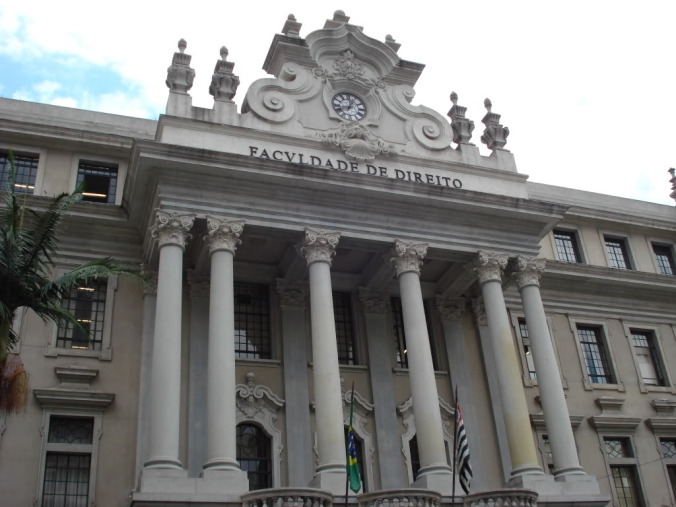 Grupo de Pesquisa Trabalho e Capital, da Faculdade de Direito da USP, expressa apoio à greve dos trabalhadores por aplicativos