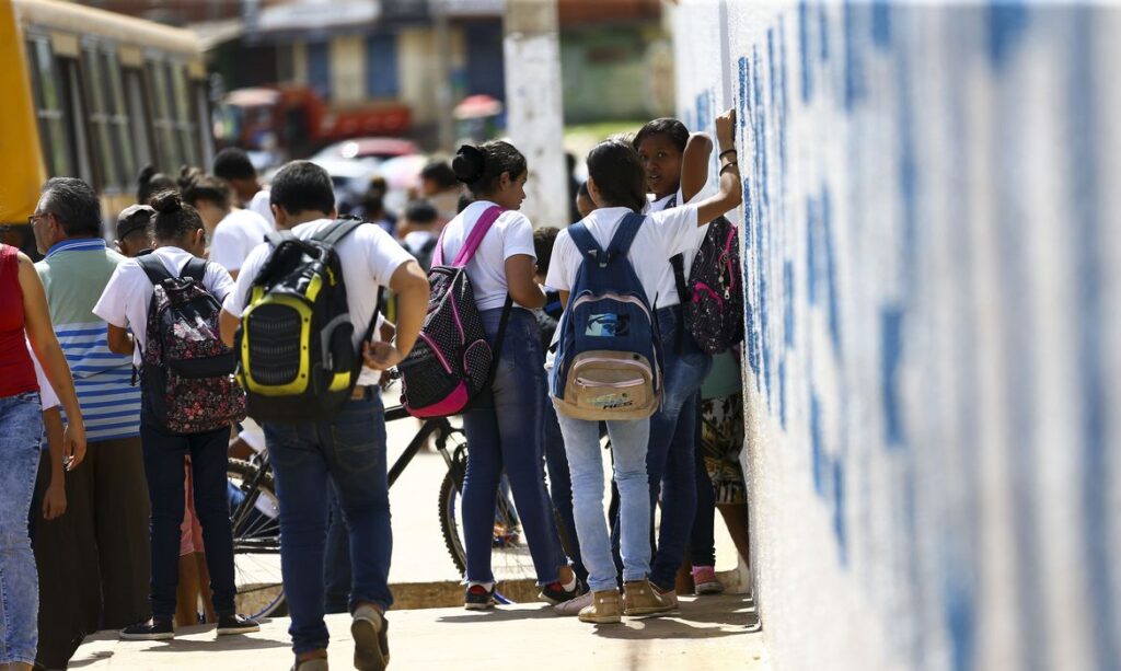 O financiamento da Educação na encruzilhada: Fundeb x Bolsonarismo