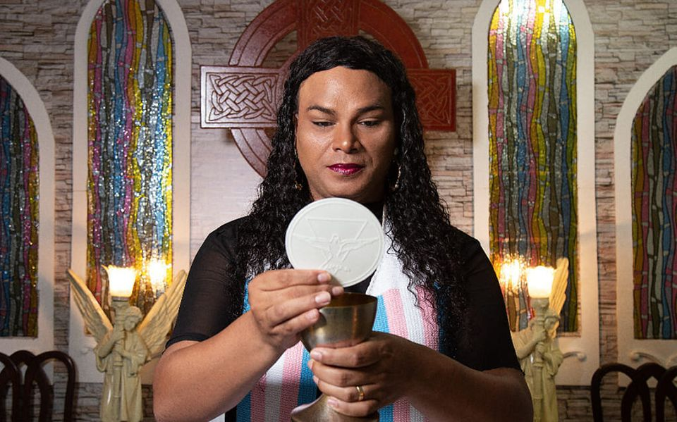 Em defesa de Alexya Salvador, mulher trans, negra, reverenda e socialista