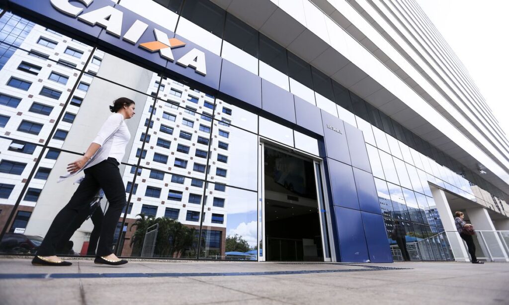 Privatização de serviços públicos: mais filas, ausência de atendimento e serviços mais caros