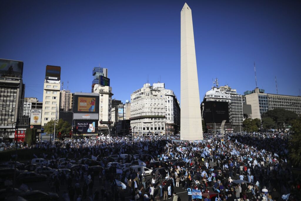 Pandemia e crise econômica: Aonde vai a Argentina?