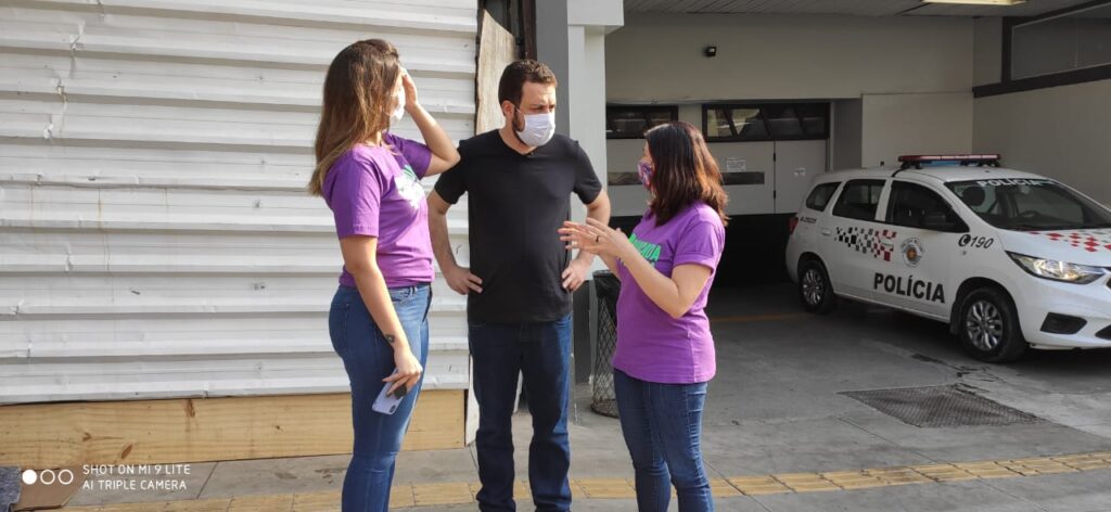 Guilherme Boulos e Bancada Feminista do PSOL visitam hospital na periferia de São Paulo