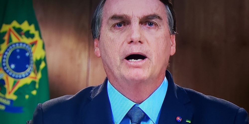 Negacionismo + fantasia = discurso vergonhoso