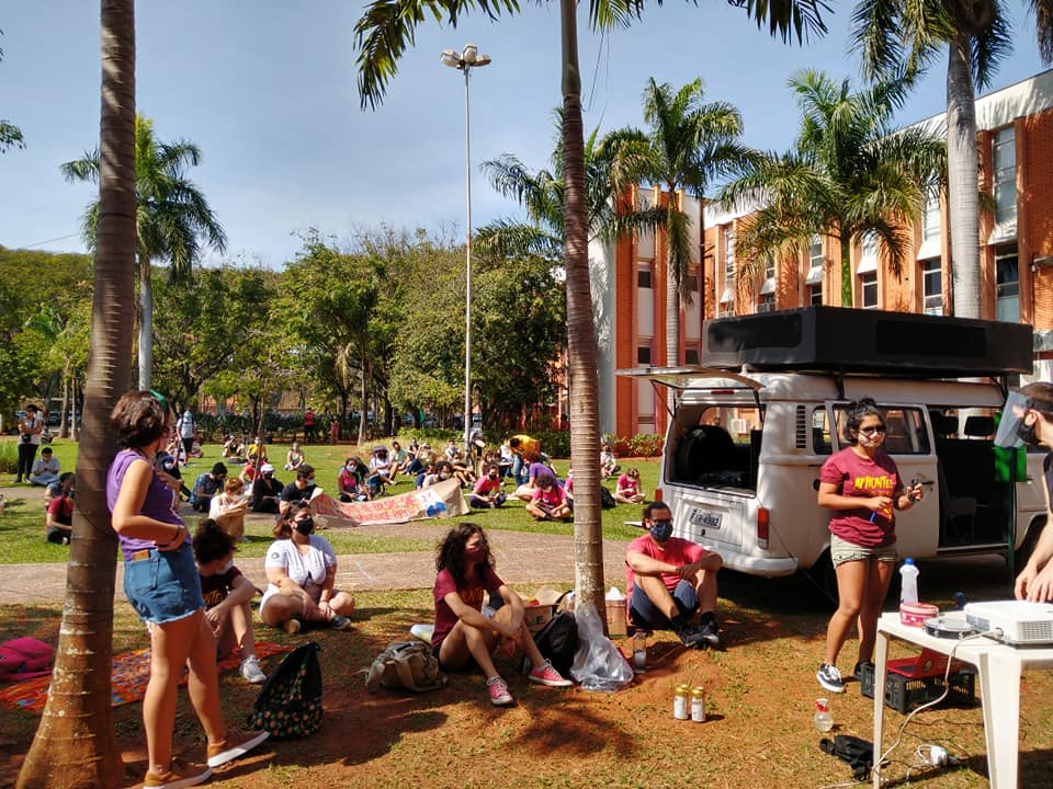 Unicamp: recuo da reitoria e vitória parcial dos bolsistas