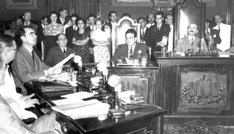 Da cassação do PCB em 1947 aos crimes eleitorais e fake news: Uma Justiça Eleitoral política