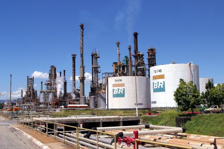 Julgamento que pode impedir venda das refinarias da Petrobrás continua nesta quinta no STF